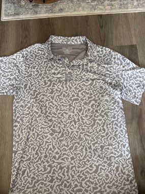 Men’s Pins and Aces Gray and White Floral Polo